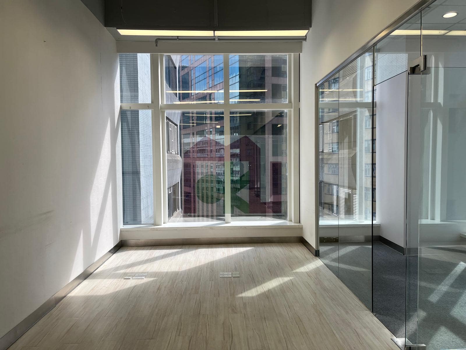 The Hennessy building or unit photo